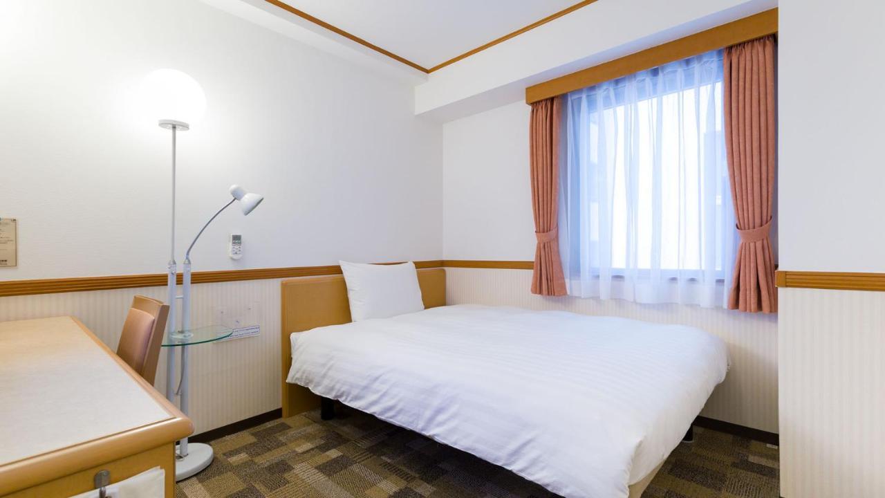 Toyoko Inn Okinawa Naha Asahibashi Ekimae Exterior photo