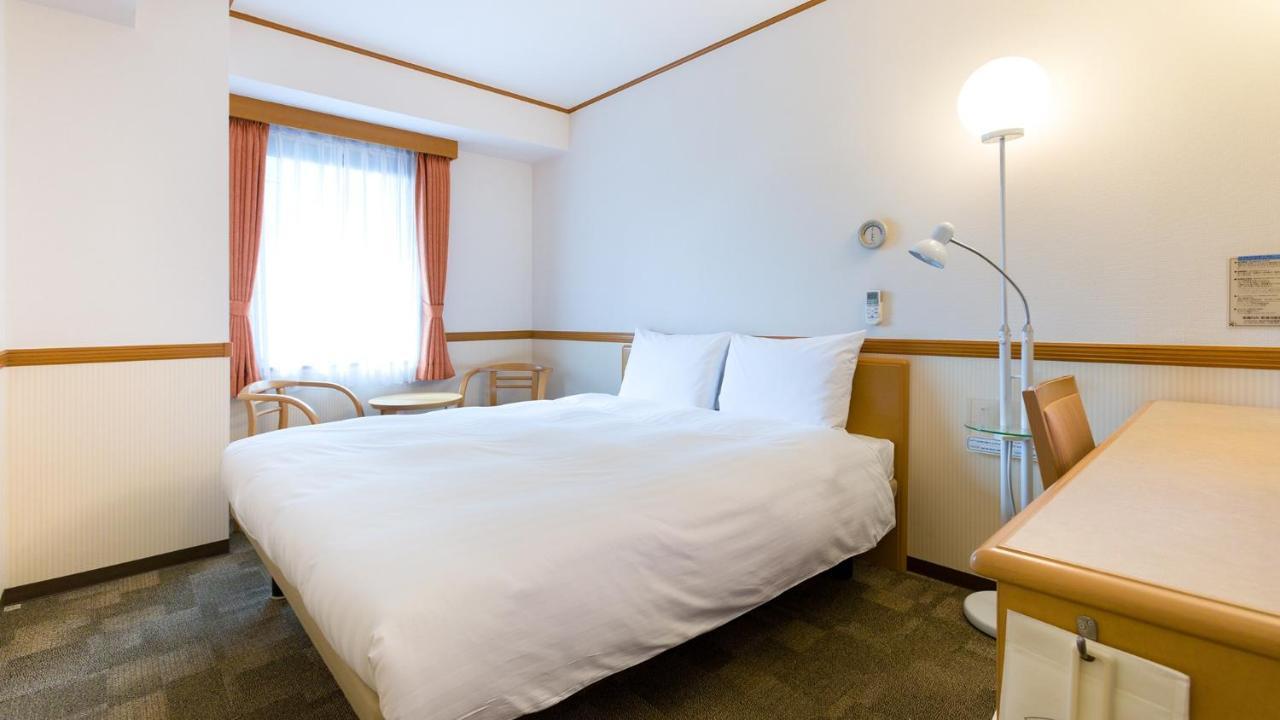 Toyoko Inn Okinawa Naha Asahibashi Ekimae Exterior photo