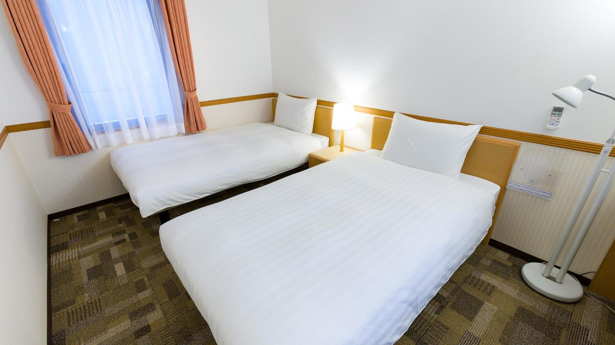 Toyoko Inn Okinawa Naha Asahibashi Ekimae Room photo