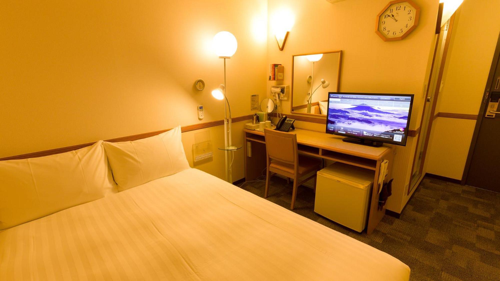 Toyoko Inn Okinawa Naha Asahibashi Ekimae Room photo
