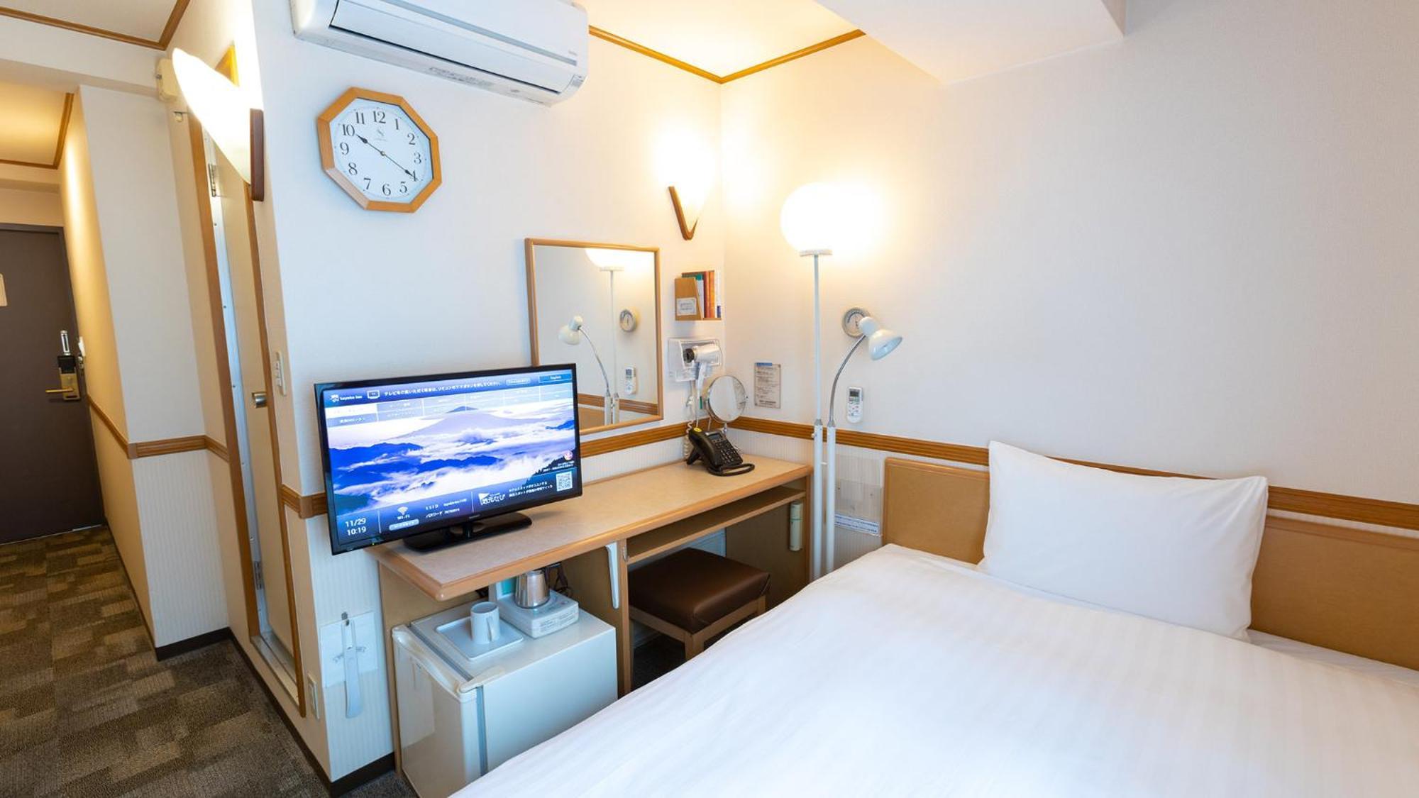 Toyoko Inn Okinawa Naha Asahibashi Ekimae Room photo